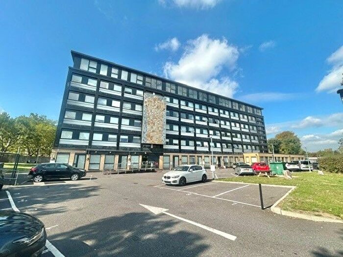 1 Bedroom Flat To Rent In The Gore, Basildon, SS14