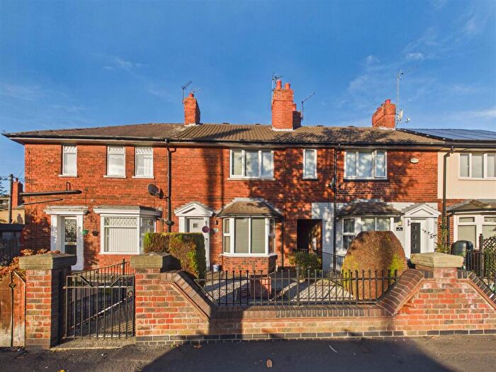 2 Bedroom Terraced House For Sale In Wold Road, Hull, HU5