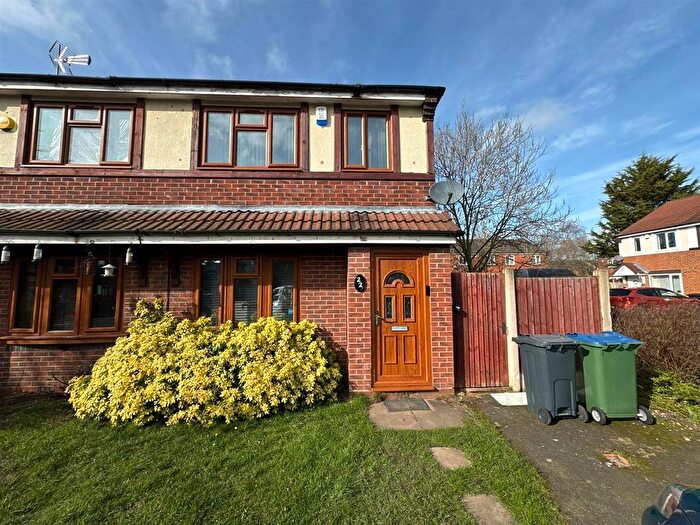 3 Bedroom Semi-Detached House To Rent In Pennyroyal Close, Walsall, WS5