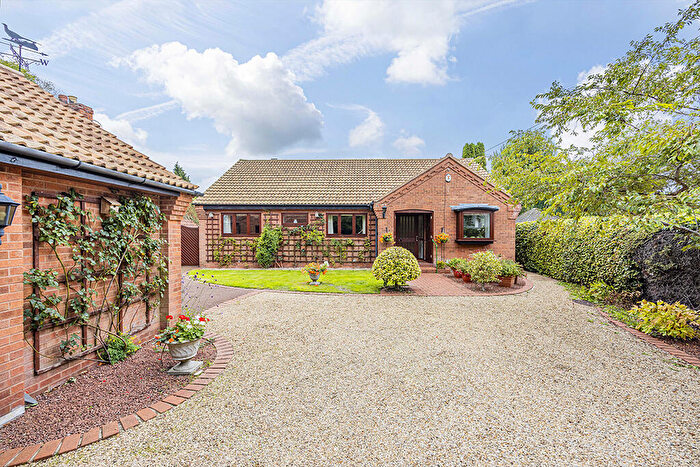 3 Bedroom Detached House For Sale In The Brindles, Town Street, Hawksworth, Nottinghamshire, NG13