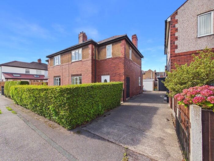 2 Bedroom Semi-Detached House For Sale In Jardine Avenue, Featherstone, Pontefract, WF7
