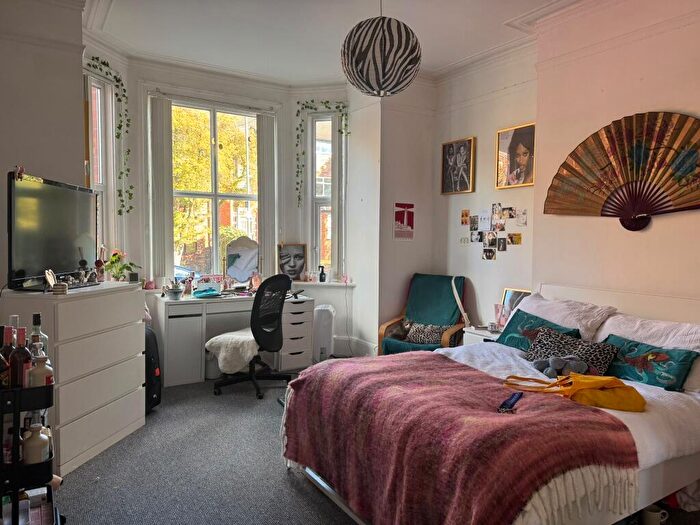 8 Bedroom Terraced House To Rent In ( Bed) Egerton Road, Fallowfield, Manchester, M14
