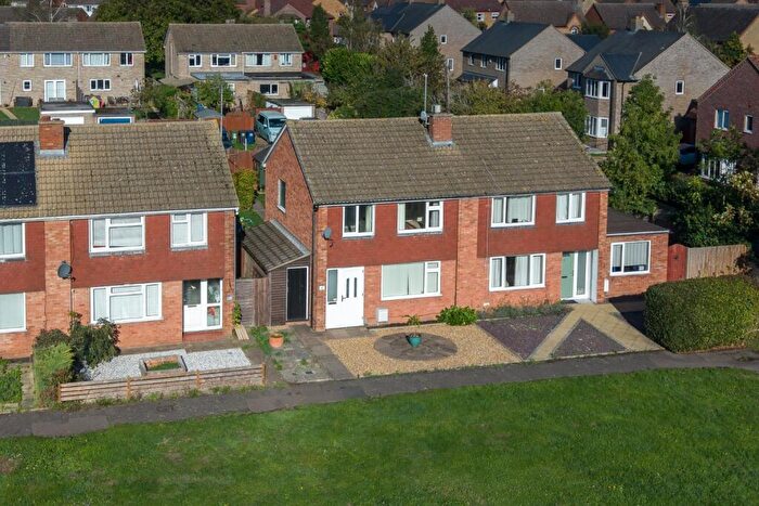 3 Bedroom Semi-Detached House For Sale In St. Audrey Lane, St. Ives, Cambridgeshire, PE27