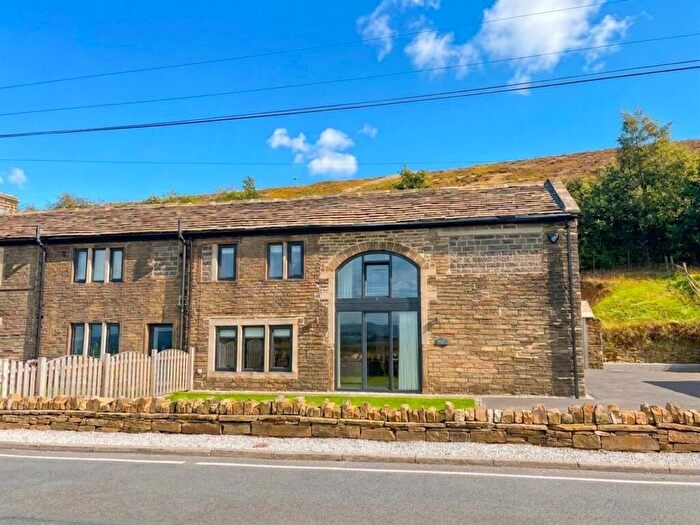 4 Bedroom Barn Conversion To Rent In New Hey Road, Scammonden, HD3