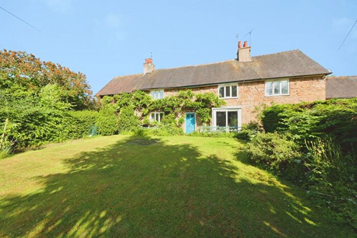 3 Bedroom Semi-Detached House For Sale In Wards Lane, Stanton-By-Bridge, Derby, DE73