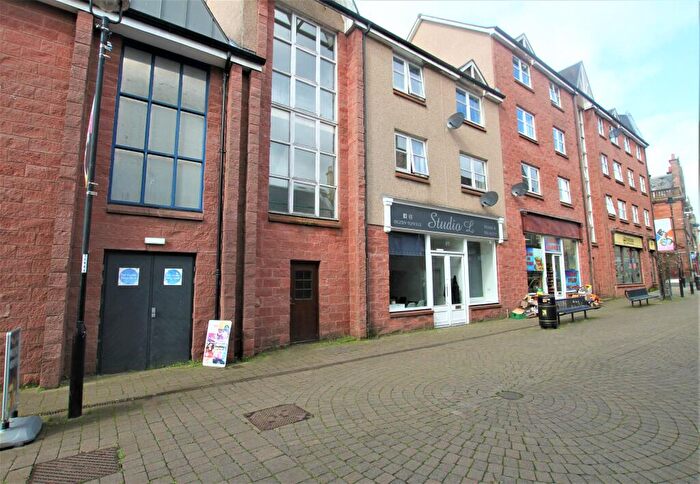 2 Bedroom Apartment To Rent In Candleriggs Court, Alloa, FK10