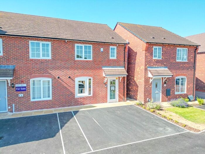 3 Bedroom Semi-Detached House For Sale In Meadow Green, Windrower Close, CV11
