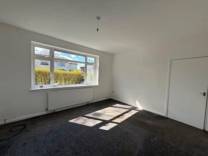 3 Bedroom Semi-Detached House To Rent In Moorland Road, Burnley, BB11