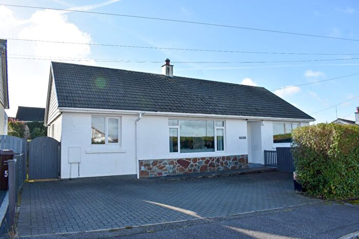 3 Bedroom Bungalow For Sale In Albany Court, Redruth, Cornwall, TR15