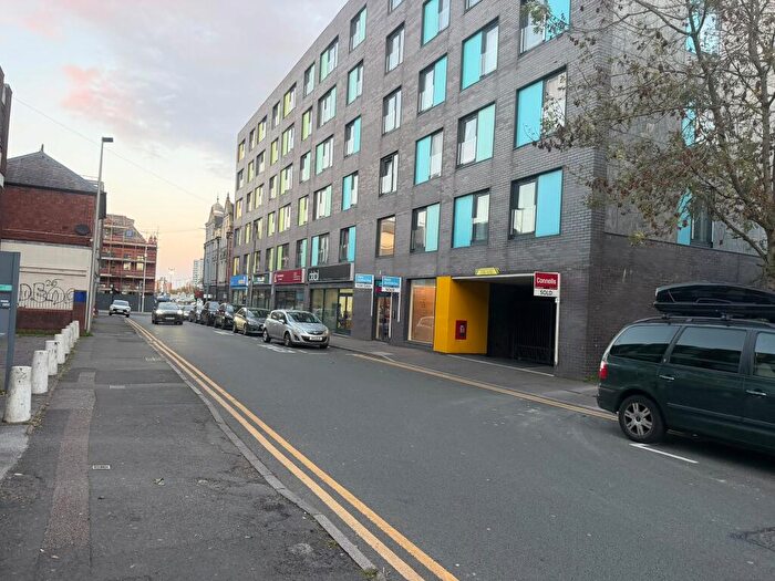 1 Bedroom Flat To Rent In Victoria Court, Victoria Street, B70
