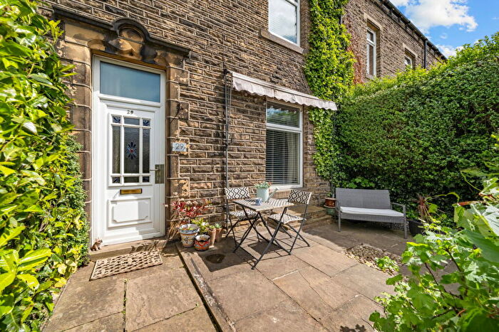 4 Bedroom Terraced House For Sale In Jepson Lane, Elland, HX5