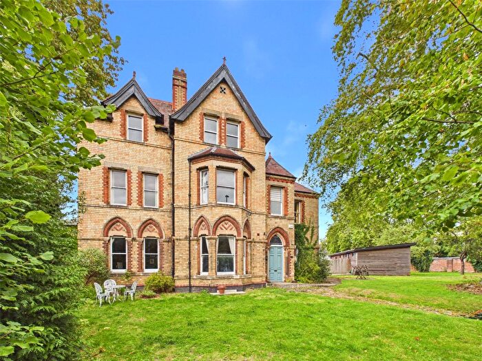 2 Bedroom Flat For Sale In Denmark Road, Gloucester, Gloucestershire, GL1