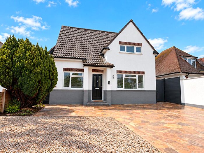 2 Bedroom Apartment For Sale In Broadmark Lane, Rustington, Littlehampton, West Sussex, BN16