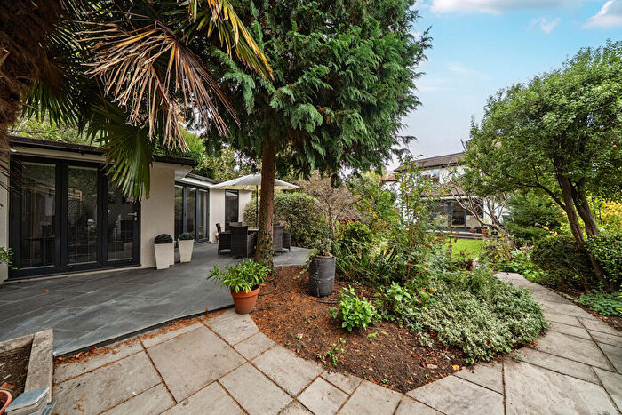 5 Bedroom Semi-Detached House For Sale In Barnfield Avenue, Kingston Upon Thames, KT2