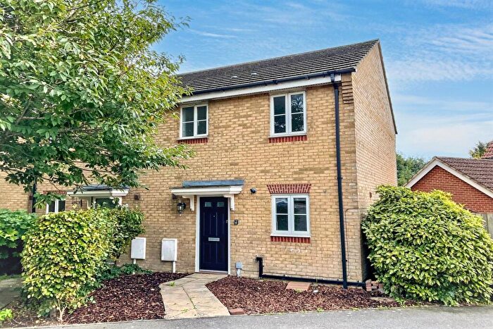 3 Bedroom End Of Terrace House For Sale In Aspen Drive, Whitfield, Dover, CT16