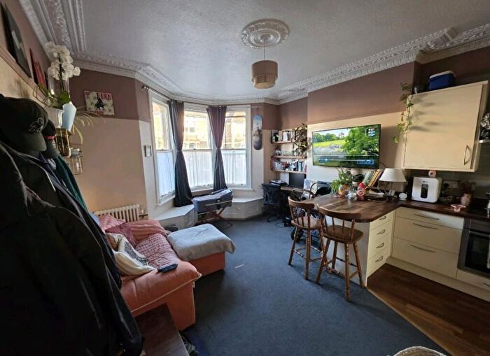 1 Bedroom Flat For Sale In North Road, St Andrews, Bristol, BS6