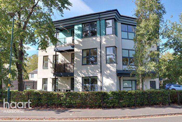 2 Bedroom Apartment For Sale In Cawdor Crescent, Edgbaston, B16