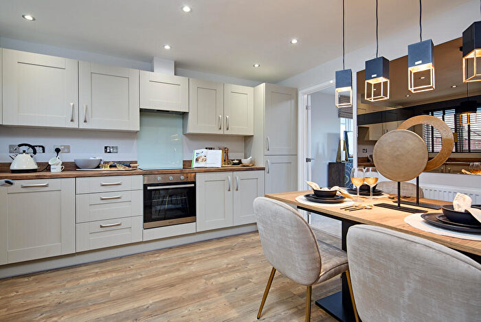 3 Bedroom House For Sale In Stallings Lane, Kingswinford, DY6
