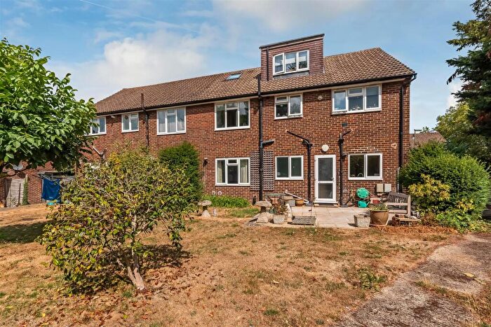 2 Bedroom Maisonette For Sale In Woodfield Road, Ashtead, KT21