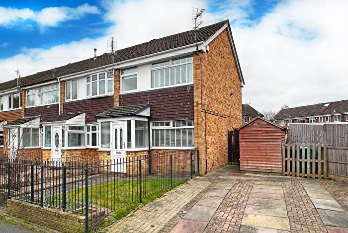 3 Bedroom End Of Terrace House To Rent In Shady Lane, Baguley, M23