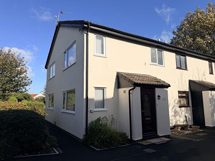 1 Bedroom Semi-Detached House To Rent In Snowdon Close, Blackpool, FY1