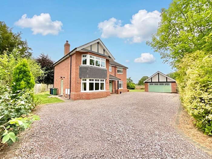 4 Bedroom Detached House For Sale In Stafford Road, Gnosall, ST20
