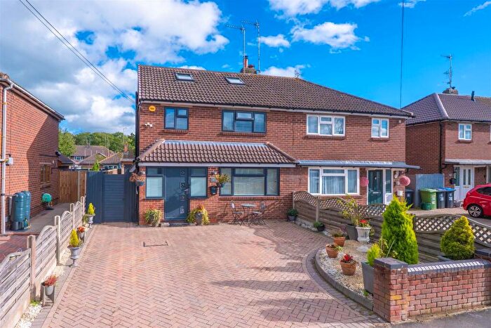 4 Bedroom Semi-Detached House For Sale In Meadow Road, Henley-In-Arden, B95