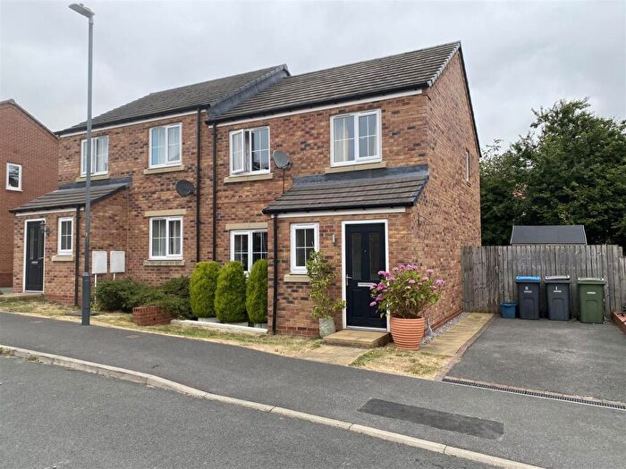 3 Bedroom Semi-Detached House For Sale In Primrose Way, Aiskew, Bedale, DL8