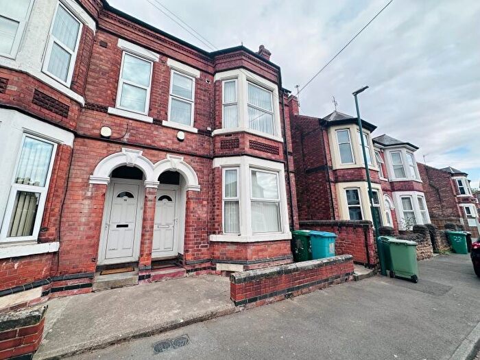 5 Bedroom Property To Rent In Gloucester Avenue, Nottingham, NG7