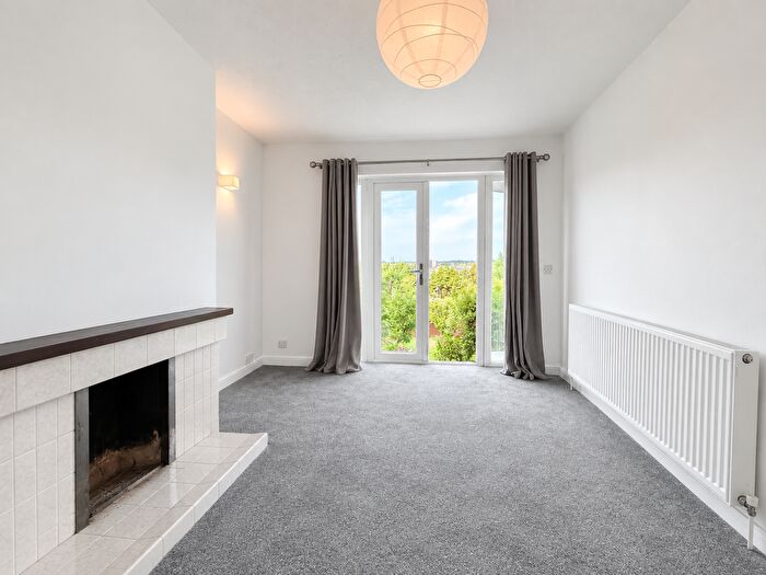 2 Bedroom Maisonette To Rent In Gainsford Road, Southampton, SO19
