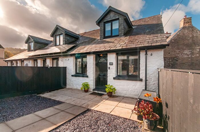 2 Bedroom Cottage For Sale In Barn Cottages, Hennoyadd Road, Abercrave, Swansea, SA9