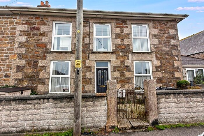 5 Bedroom Semi-Detached House For Sale In Lower Broad Lane, Redruth, TR15