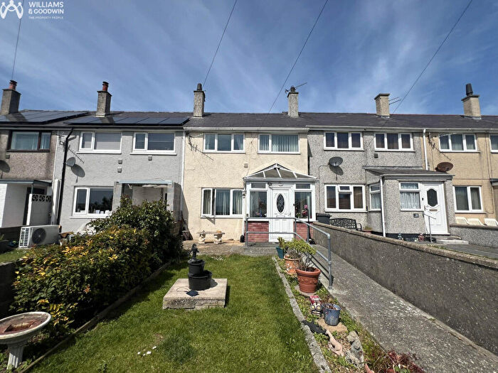 3 Bedroom Terraced House For Sale In Maes Cynlas, Ty Croes, Anglesey, LL63