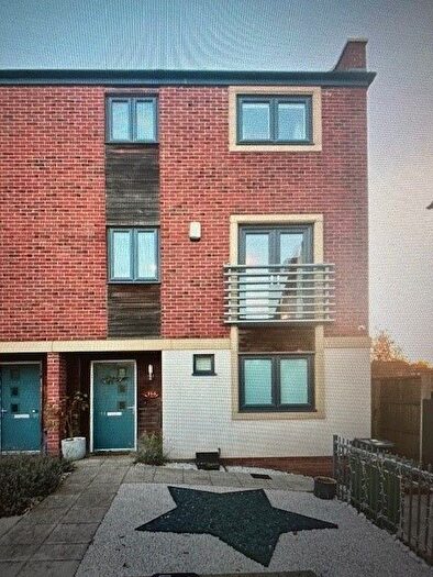 4 Bedroom Semi-Detached House To Rent In Hawksbill Way, London Road, PE2