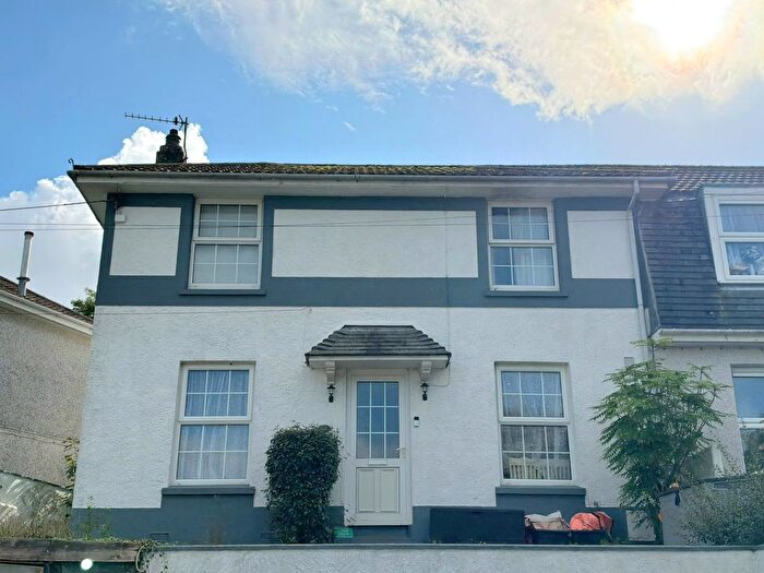 3 Bedroom End Terrace House To Rent In Greenwood Crescent, Penryn, TR10