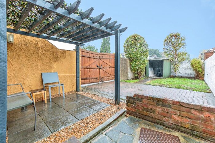 2 Bedroom End Of Terrace House For Sale In Saxton Street, Gillingham, Kent, ME7