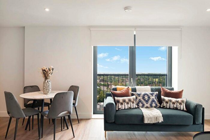 2 Bedroom Apartment To Rent In One Maidenhead, SL6