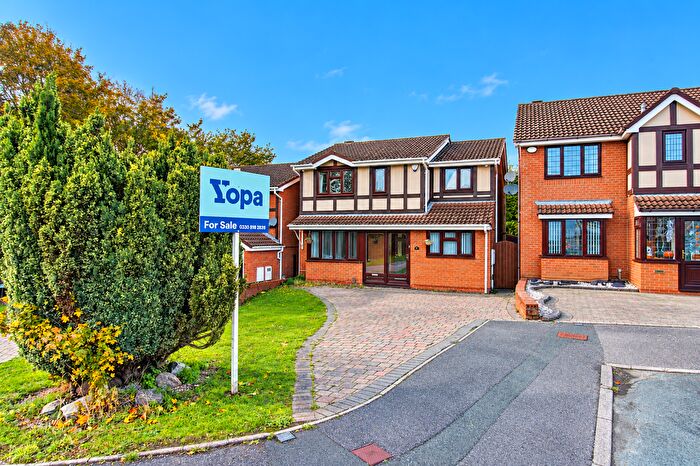 4 Bedroom Detached House For Sale In Falcon, Tamworth, B77