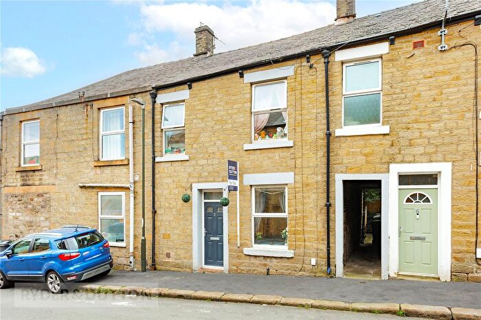 3 Bedroom Terraced House For Sale In Wesley Street, Hadfield, Glossop, Derbyshire, SK13
