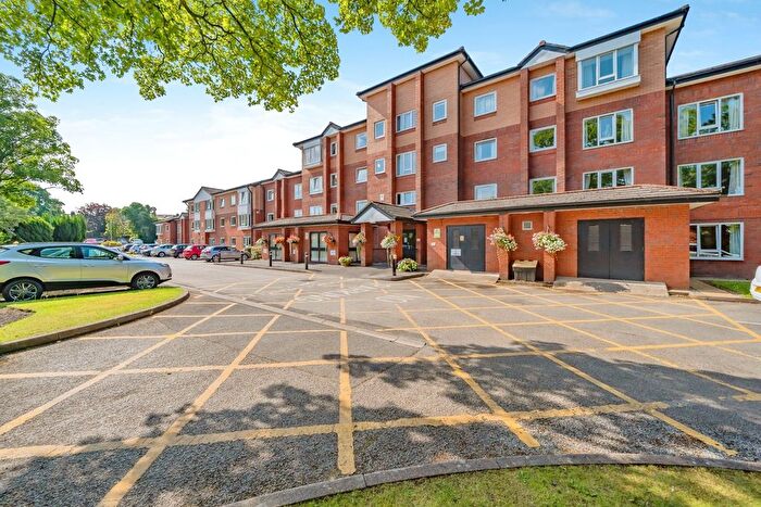 1 Bedroom Flat For Sale In Dingleway, Appleton, Warrington, Cheshire, WA4