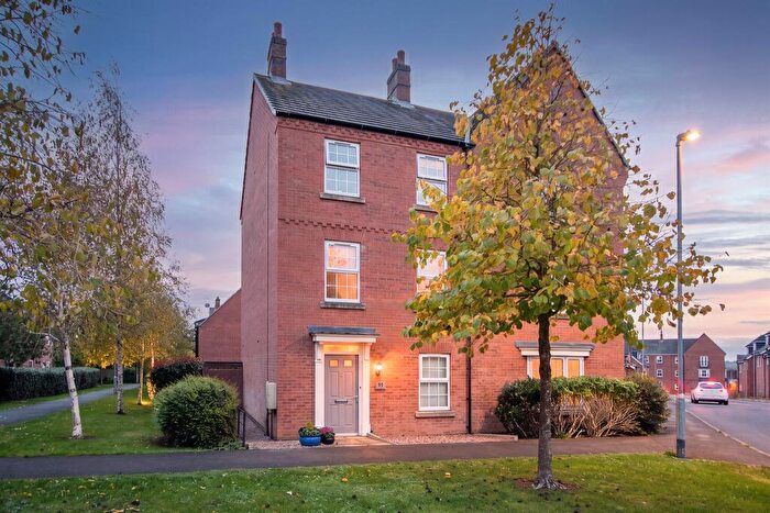4 Bedroom Semi-Detached House For Sale In Dairy Way, Kibworth Harcourt, Leicester, LE8