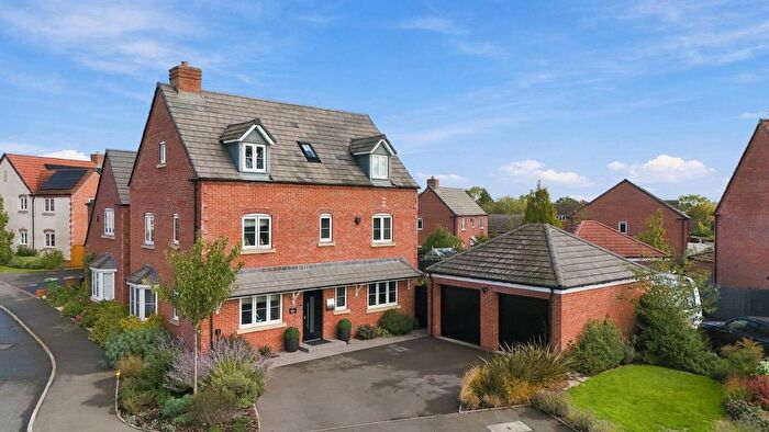 5 Bedroom Detached House For Sale In Pineview Drive, Malvern, WR13
