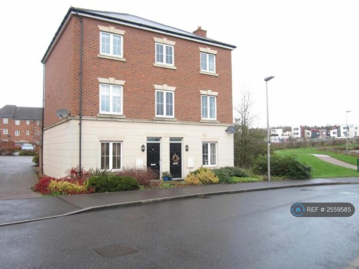 2 Bedroom Maisonette To Rent In Fonda Meadows, Milton Keynes, MK4