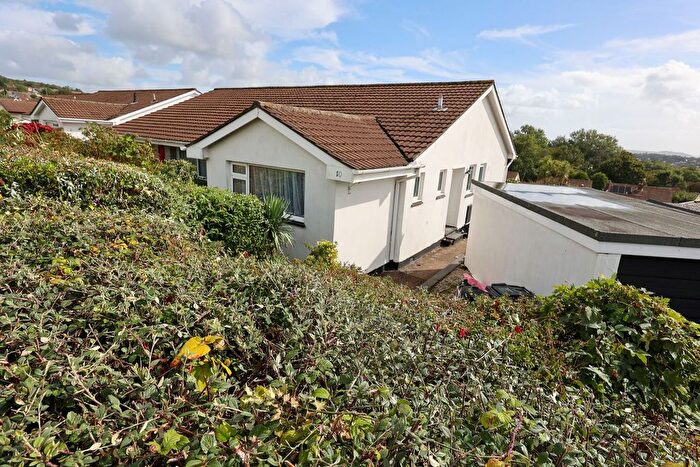 3 Bedroom Bungalow For Sale In Meadway, St Austell, PL25