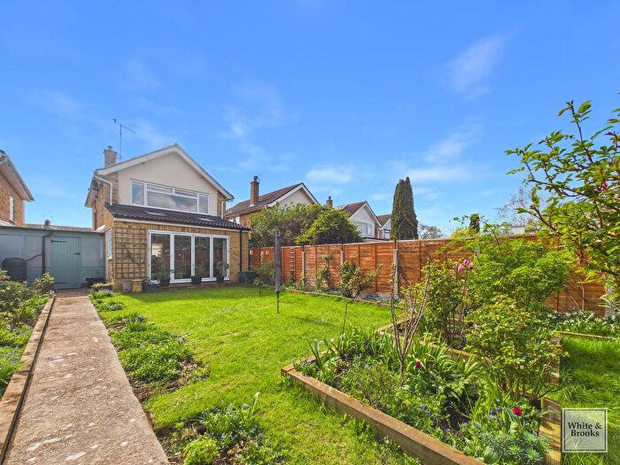 3 Bedroom Link Detached House For Sale In St. Leodegars Way, Hunston, PO20