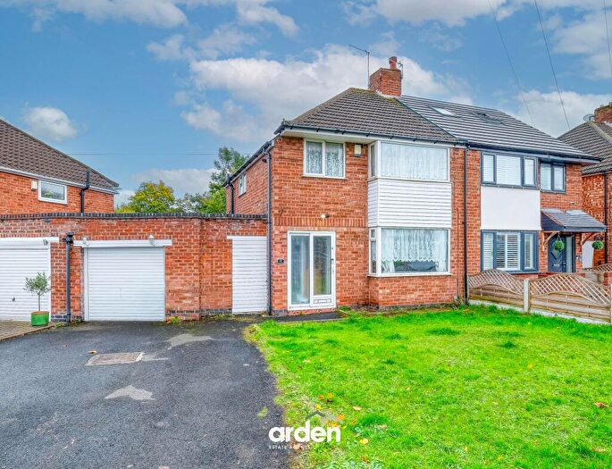 3 Bedroom Semi-Detached House For Sale In Mountjoy Crescent, Solihull, B92