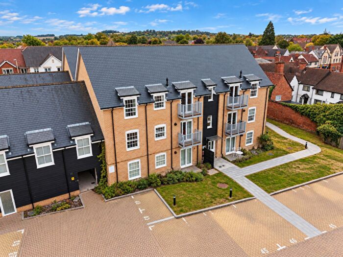 2 Bedroom Flat For Sale In Arbury Place, Baldock, SG7