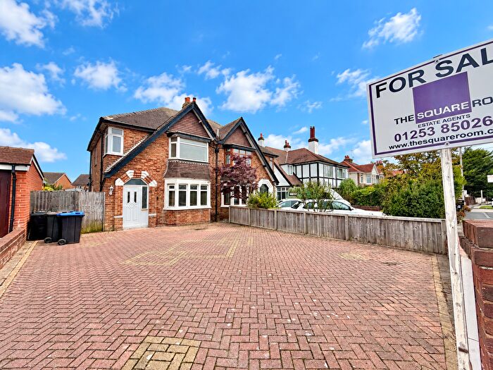 3 Bedroom Semi-Detached House For Sale In Bispham Road, Bispham, FY2
