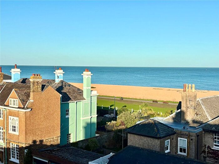 3 Bedroom Flat To Rent In Cambridge Road, Walmer, Deal, Kent, CT14