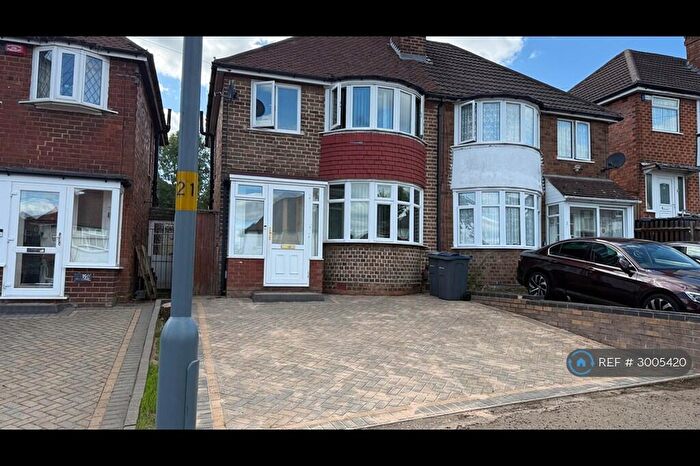 3 Bedroom Semi-Detached House To Rent In Foden Road, Birmingham, B42